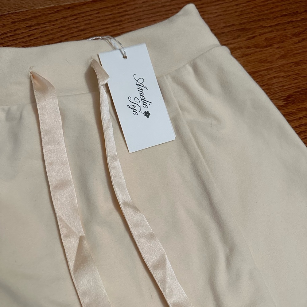 Amelie Tejie Tie Up Skort in Buttercream (NWT) - Picture 9 of 11